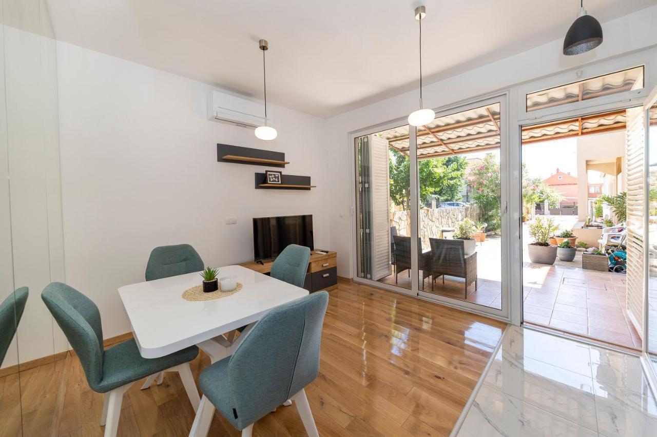 Duffys Apartment Zadar Ngoại thất bức ảnh