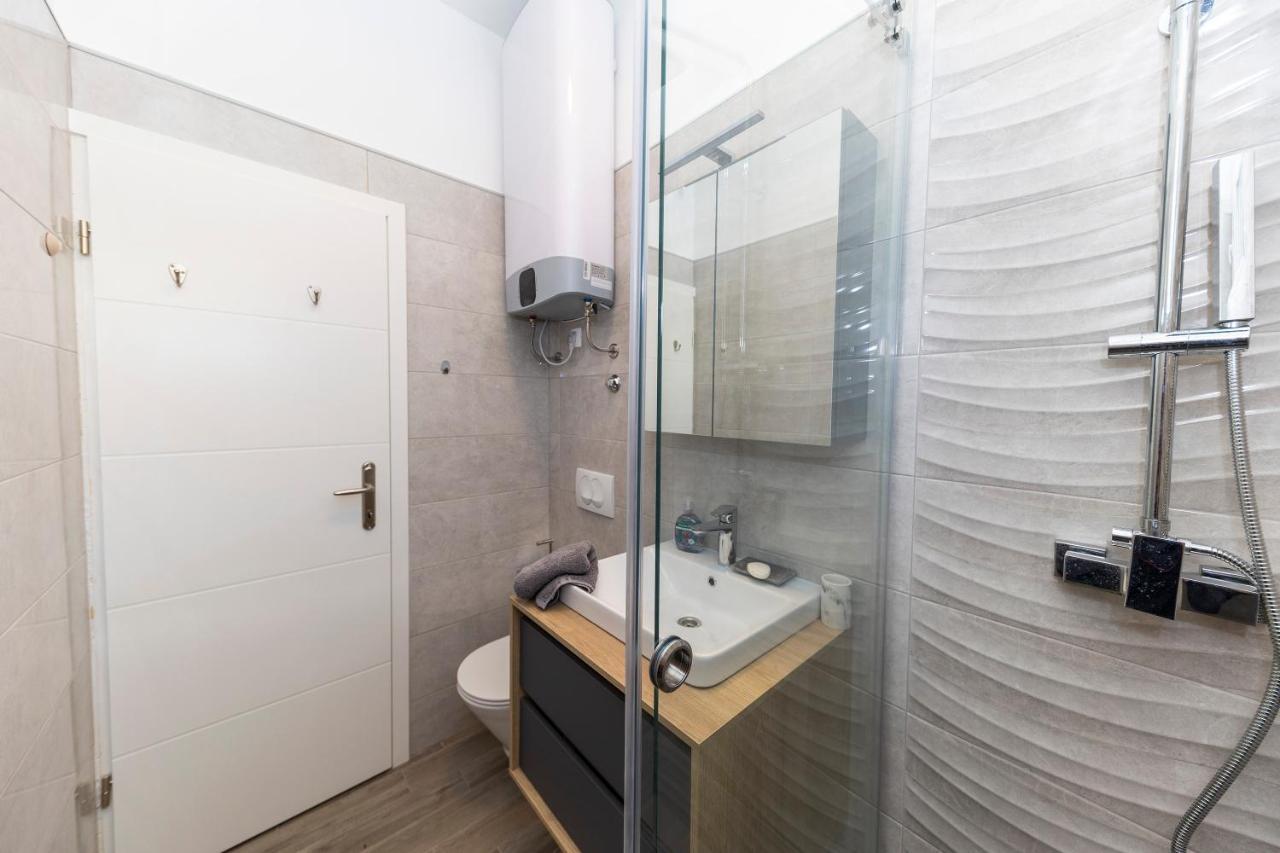 Duffys Apartment Zadar Ngoại thất bức ảnh